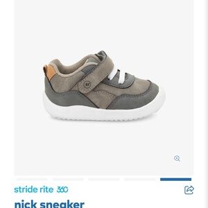 Toddler Stride Rite Gray and White Sneakers
